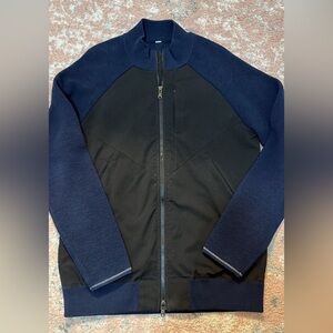 Lululemon Men’s zip up jacket